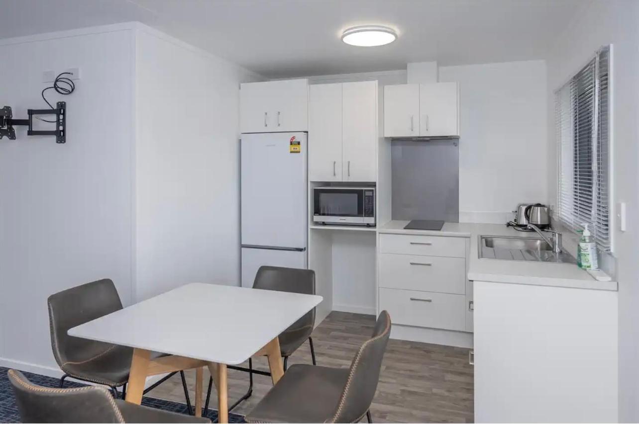 המילטון Terapa Motor Inn מראה חיצוני תמונה