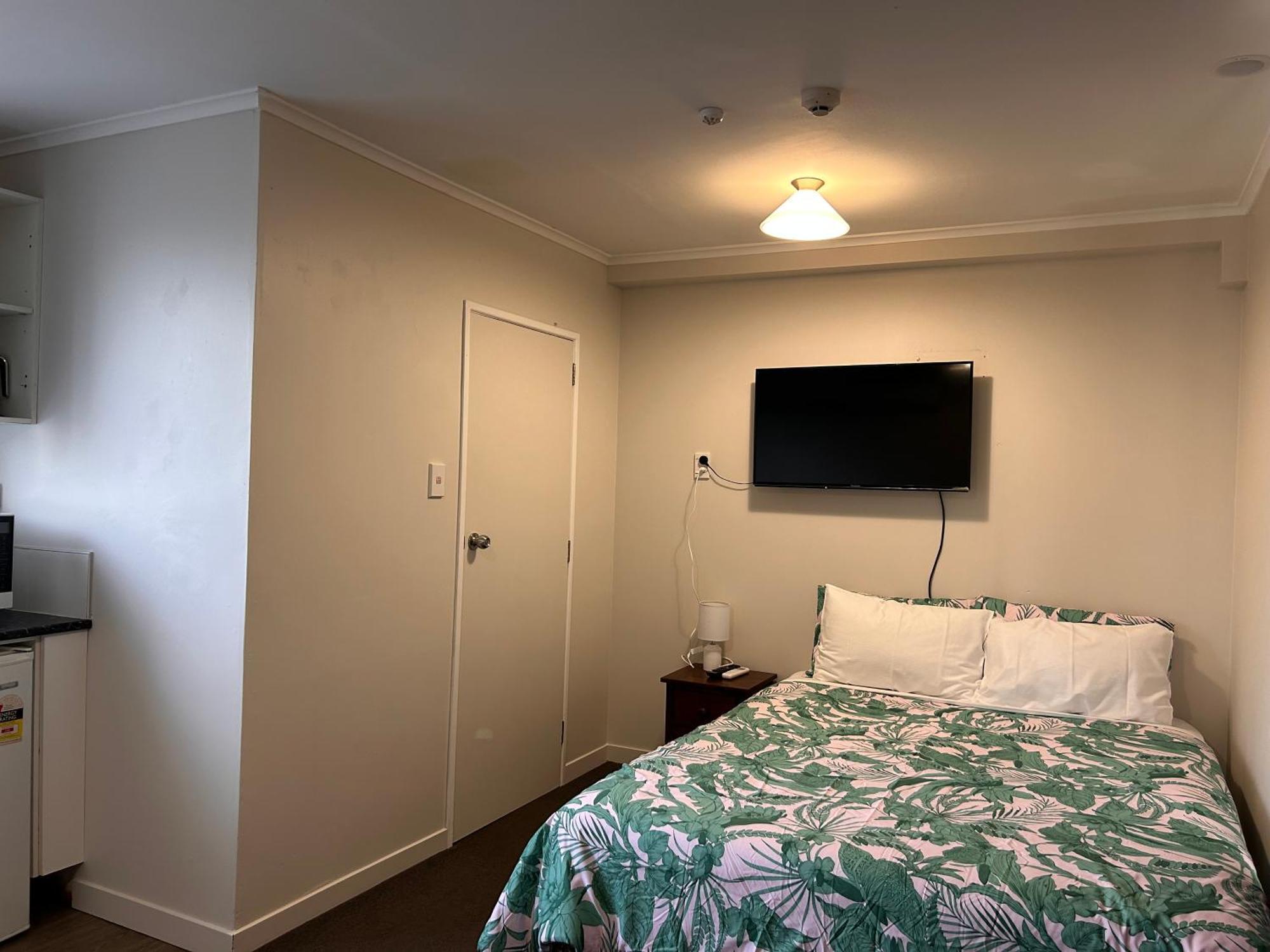 המילטון Terapa Motor Inn מראה חיצוני תמונה